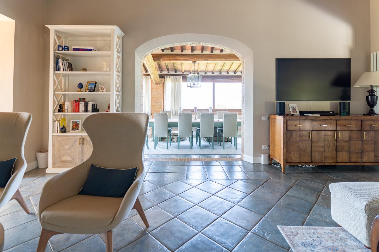 Immagine 29 di Villa in vendita  a Riparbella