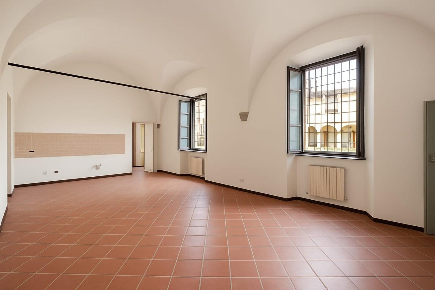 Immagine 4 di Appartamento in vendita  a Pisa