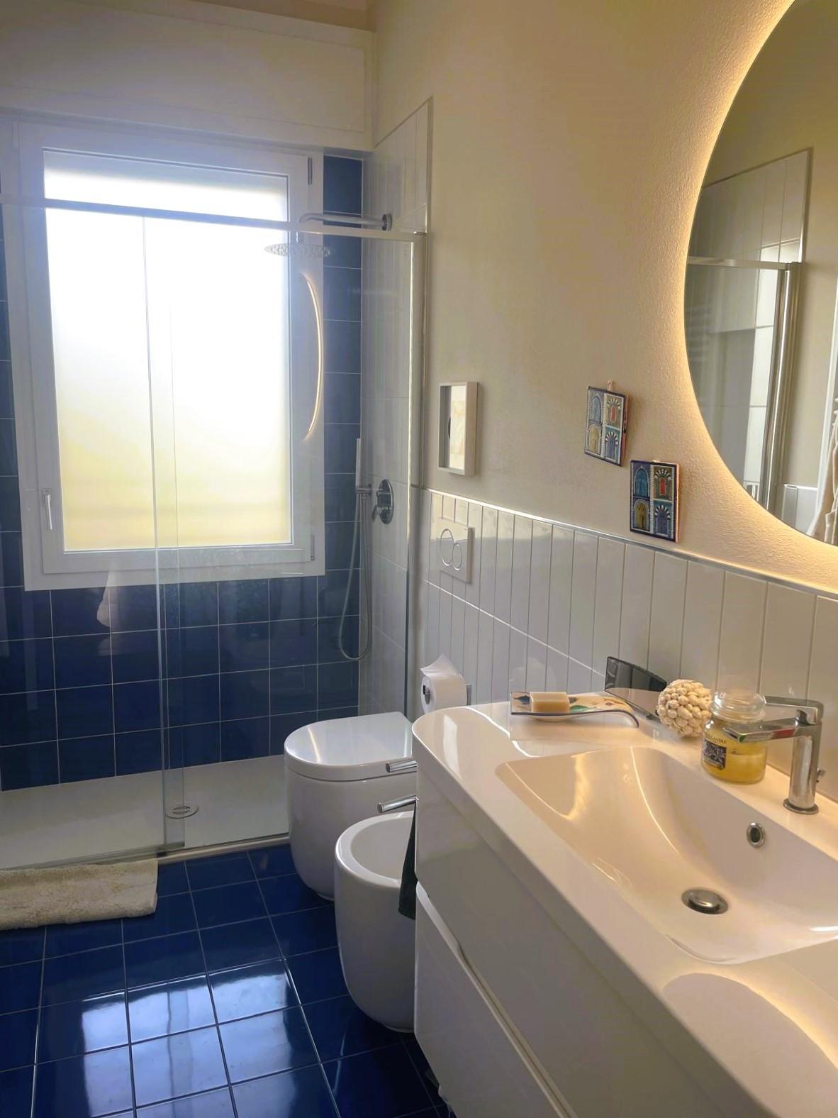 Immagine 18 di Villa in vendita  a Rosignano Marittimo