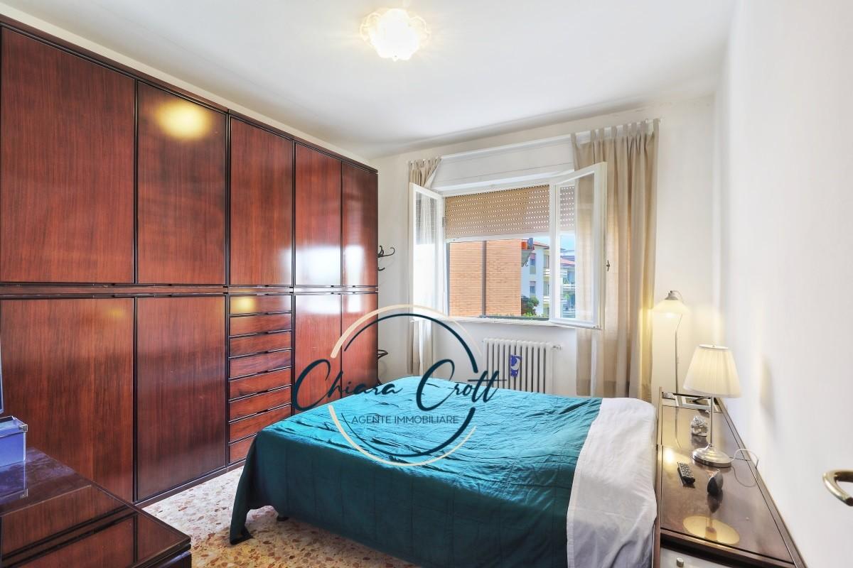 Immagine 14 di Appartamento in vendita  a Livorno