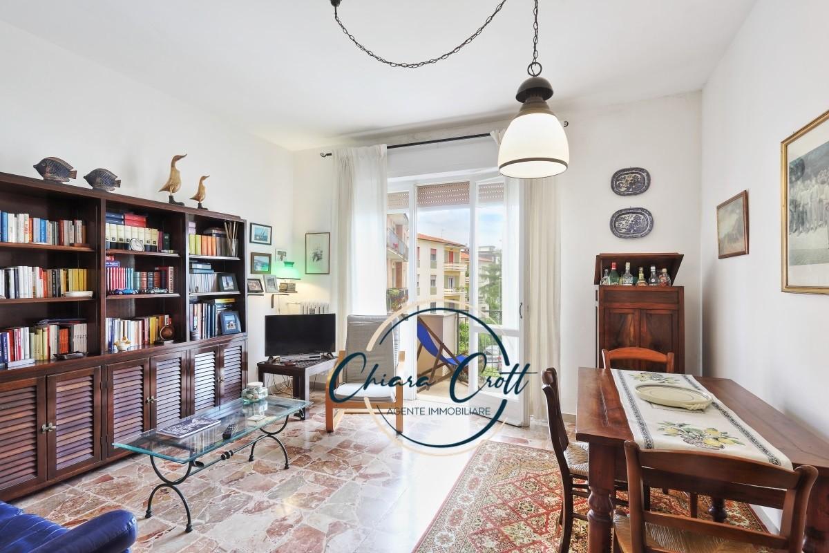 Immagine 5 di Appartamento in vendita  a Livorno