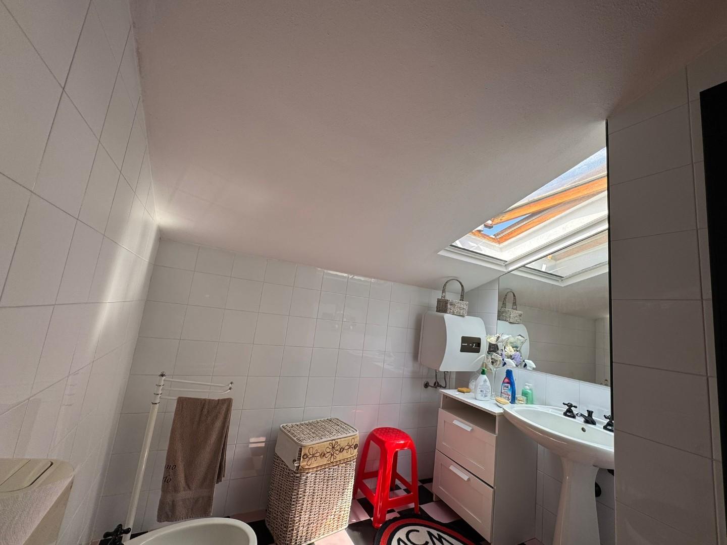 Immagine 35 di Casa bifamiliare in vendita  a San Giuliano Terme