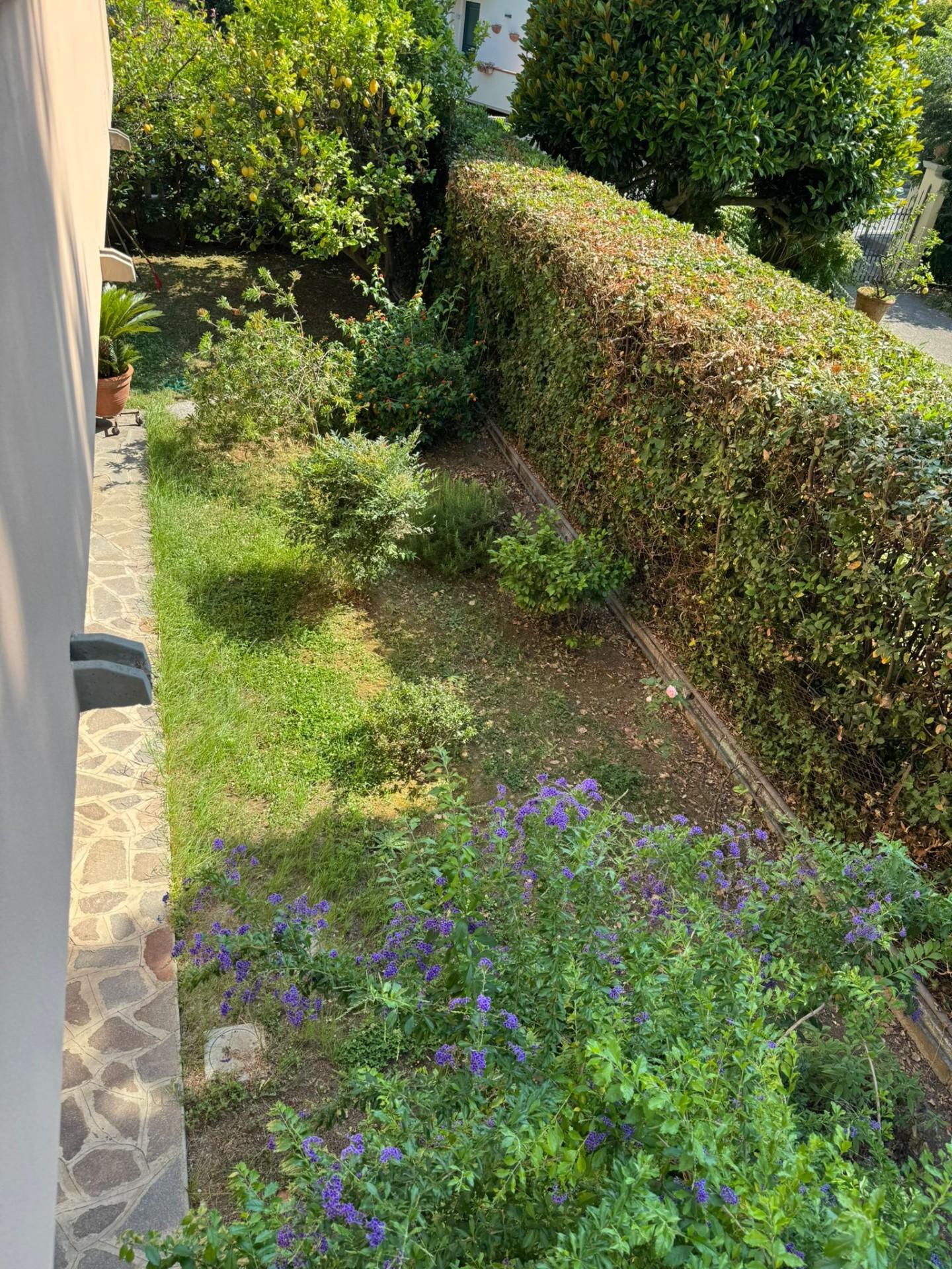 Immagine 9 di Casa bifamiliare in vendita  a San Giuliano Terme