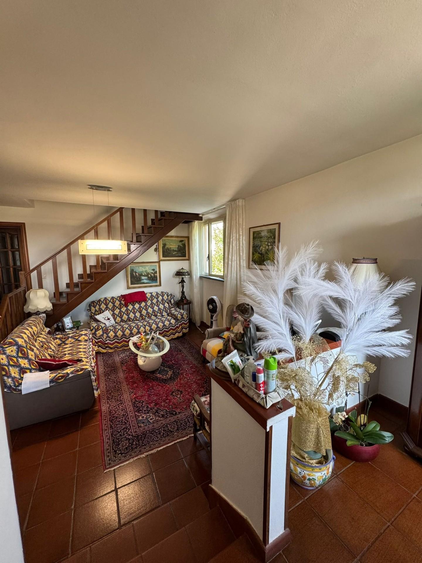 Immagine 12 di Casa bifamiliare in vendita  a San Giuliano Terme