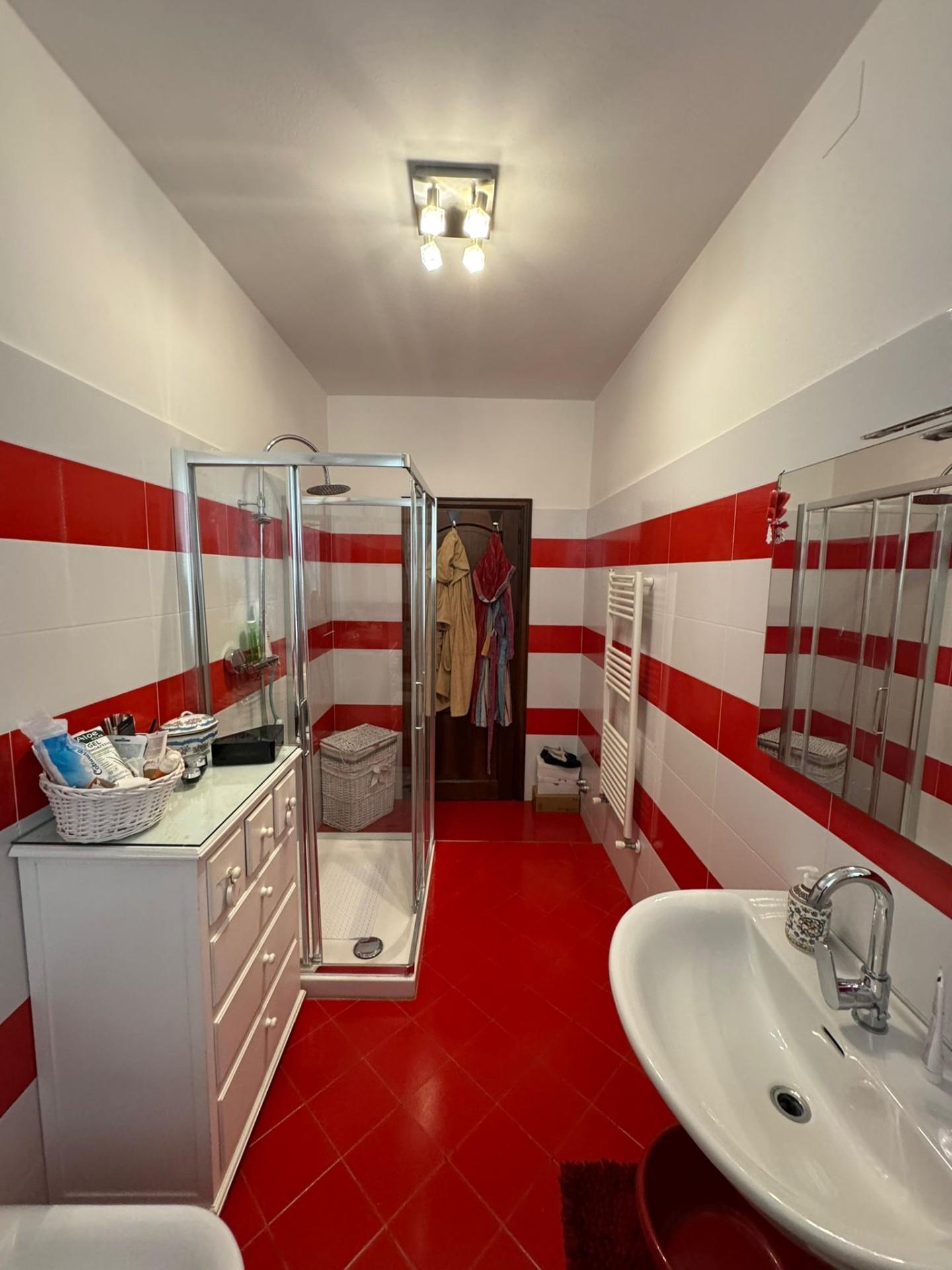 Immagine 25 di Casa bifamiliare in vendita  a San Giuliano Terme