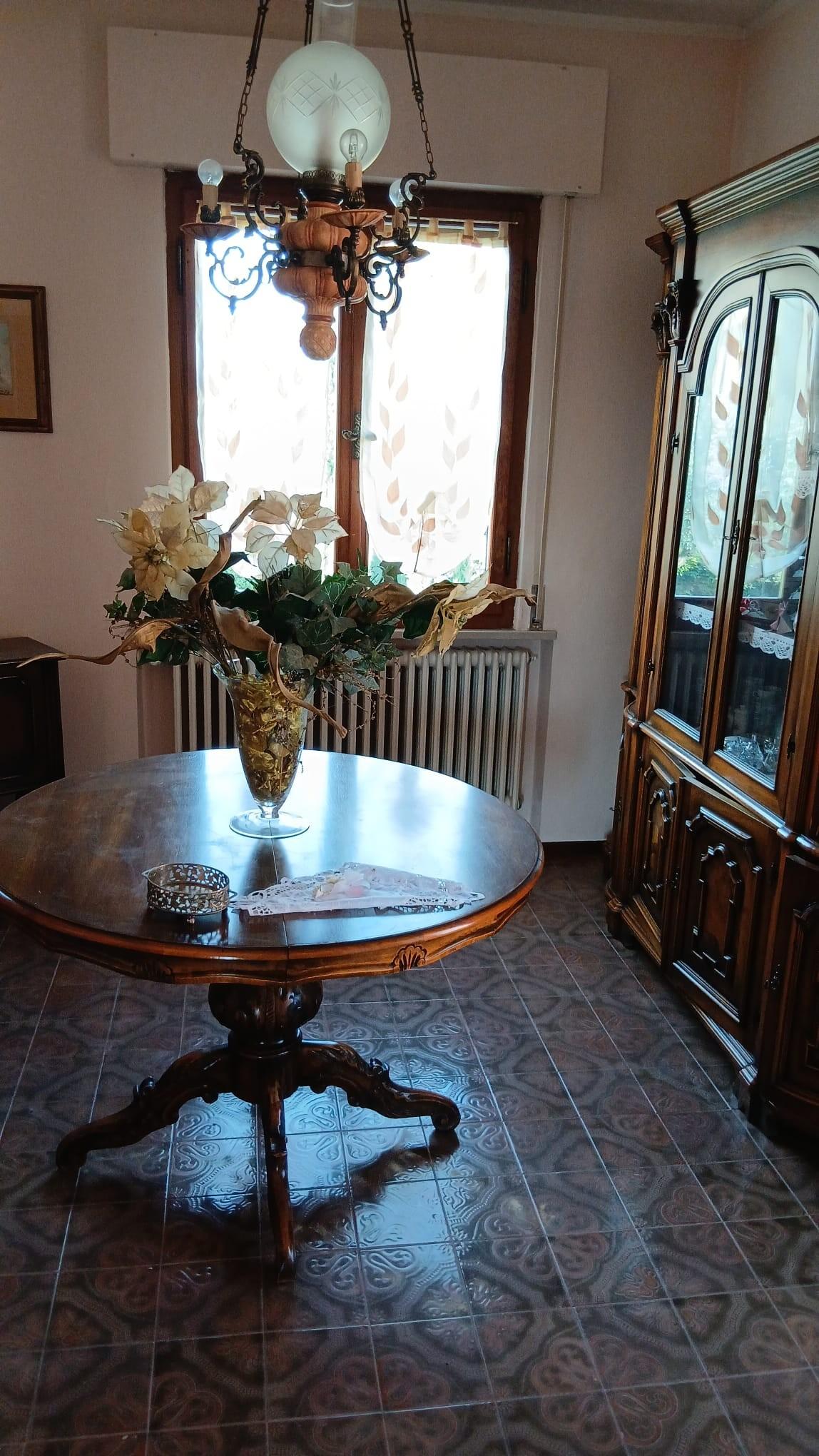 Immagine 11 di Villa in vendita  a Vecchiano