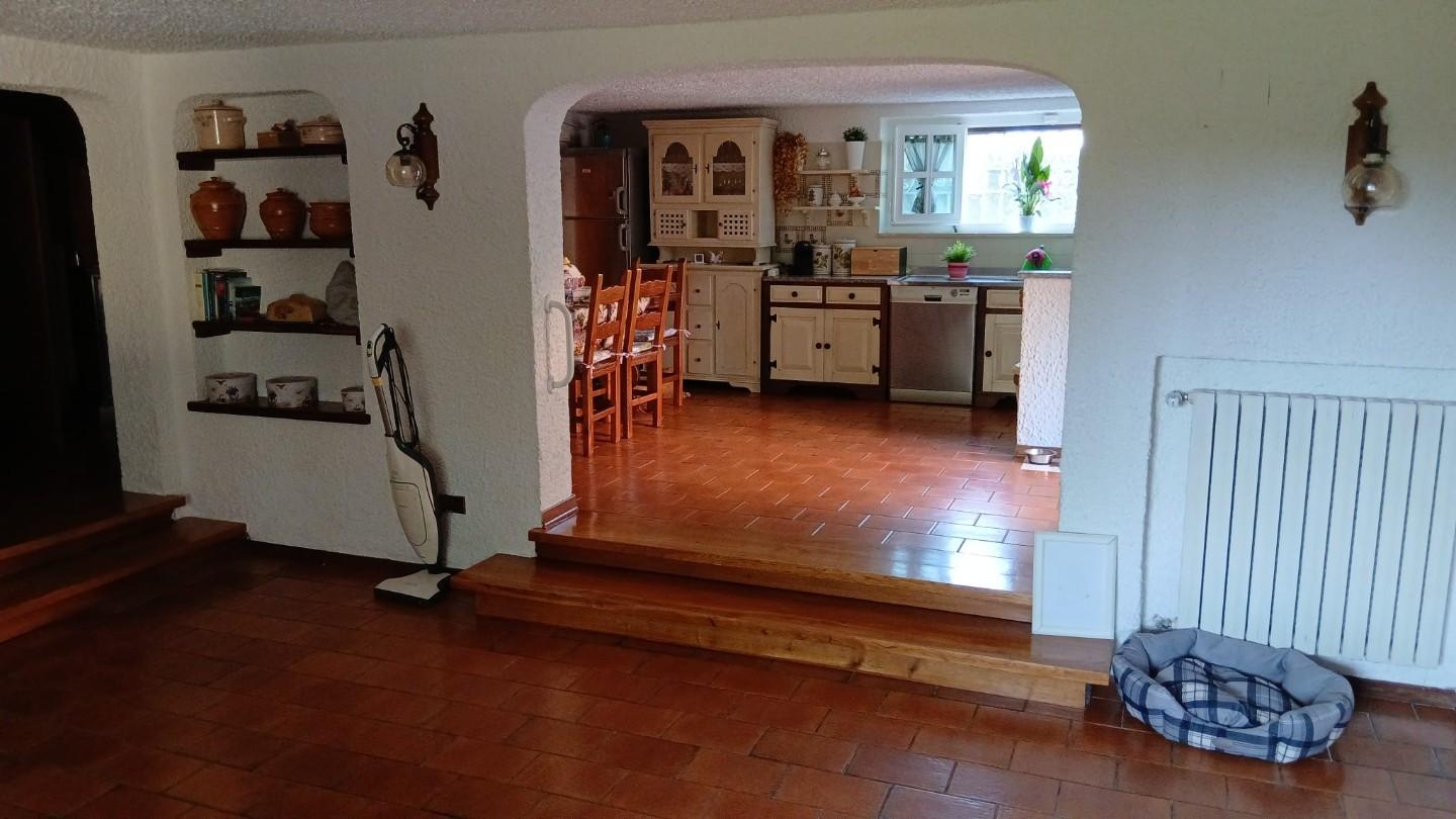 Immagine 7 di Villa in vendita  a Vecchiano