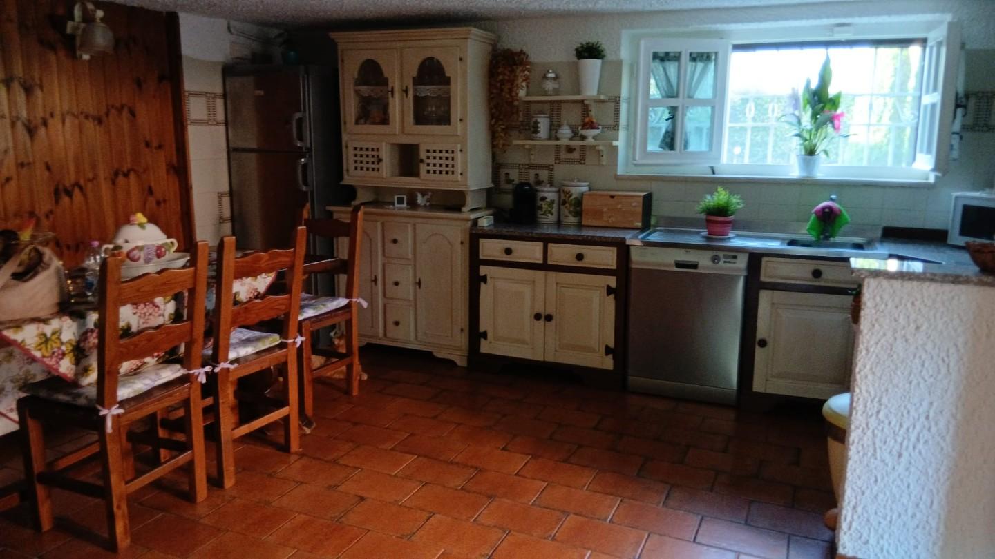 Immagine 9 di Villa in vendita  a Vecchiano