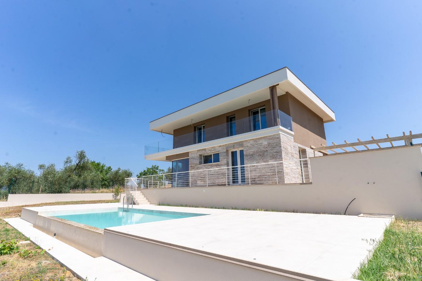 Immagine 2 di Villa in vendita  a Montelupo Fiorentino