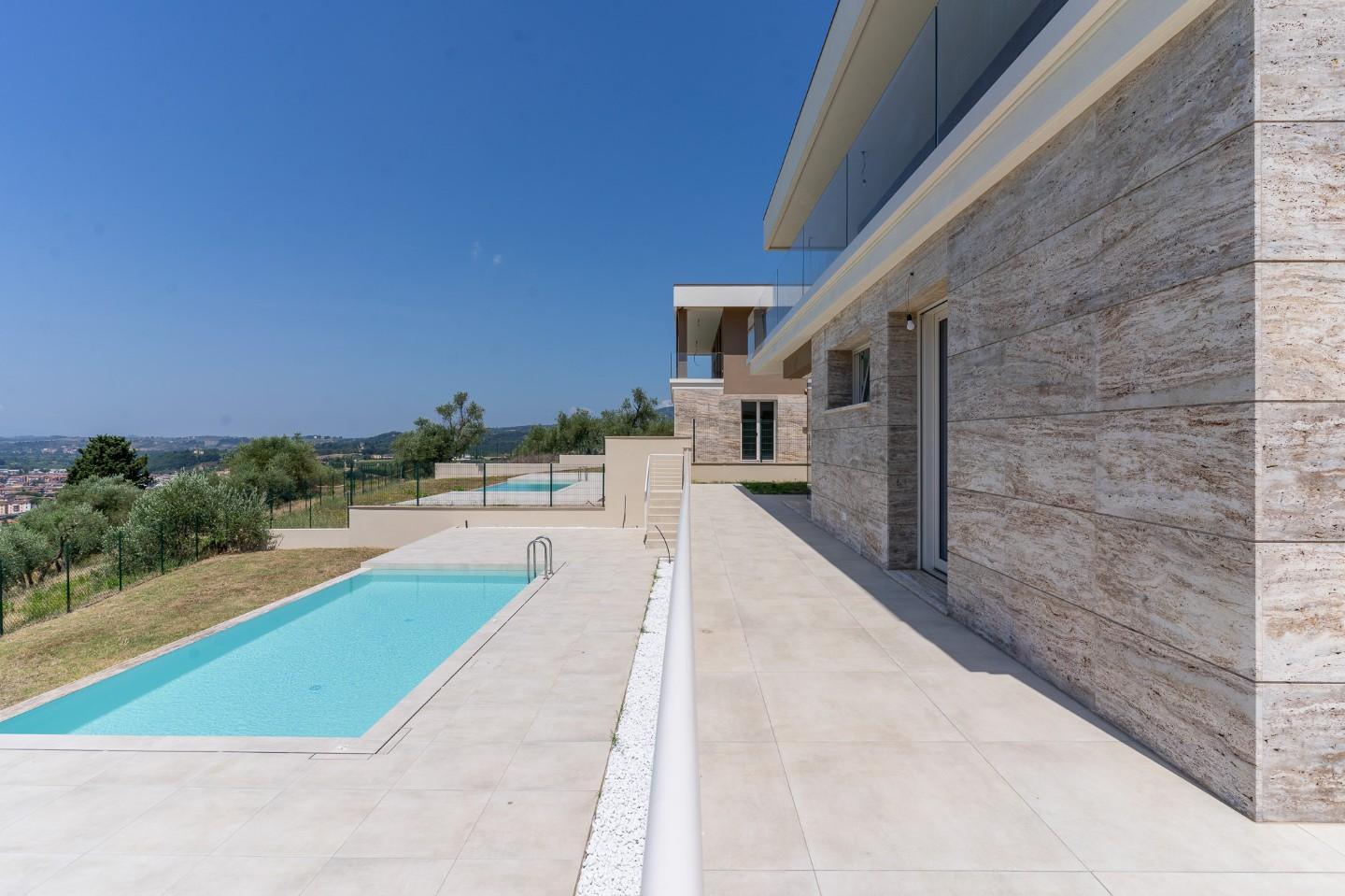 Immagine 4 di Villa in vendita  a Montelupo Fiorentino