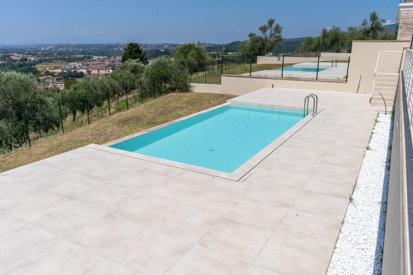 Immagine 5 di Villa in vendita  a Montelupo Fiorentino