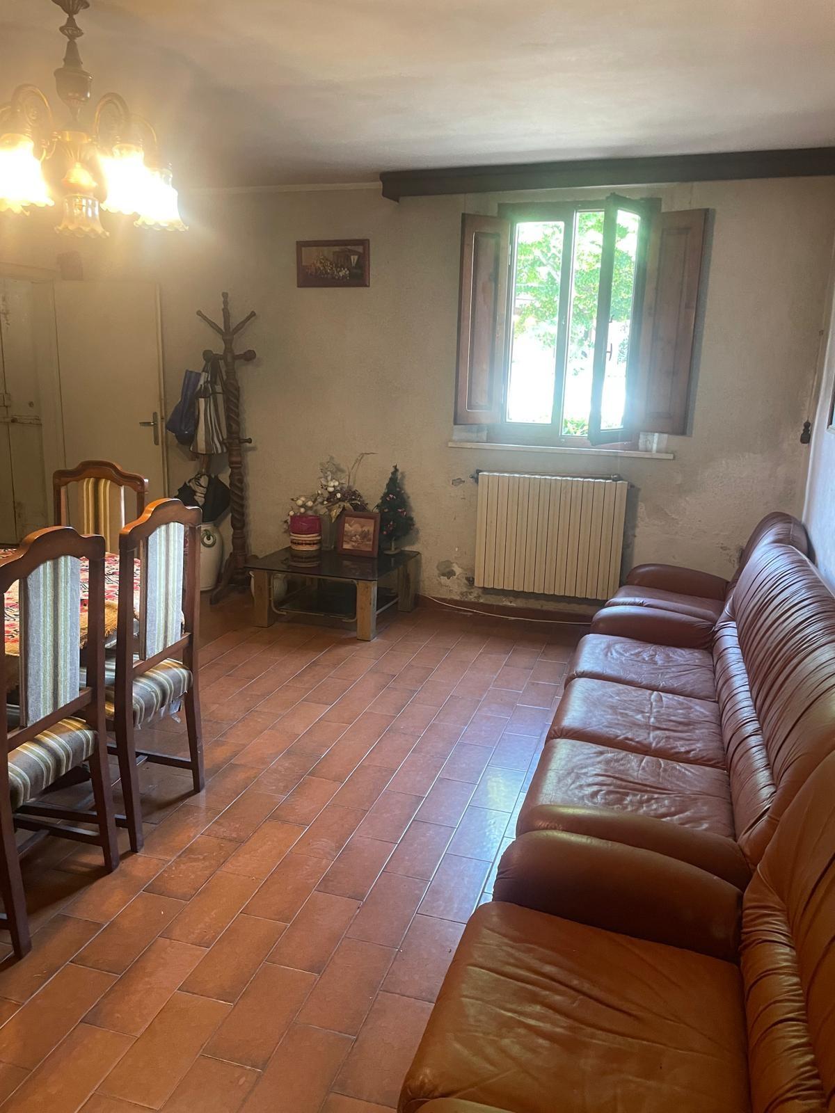Immagine 10 di Casa indipendente in vendita  a Montopoli In Val D'arno