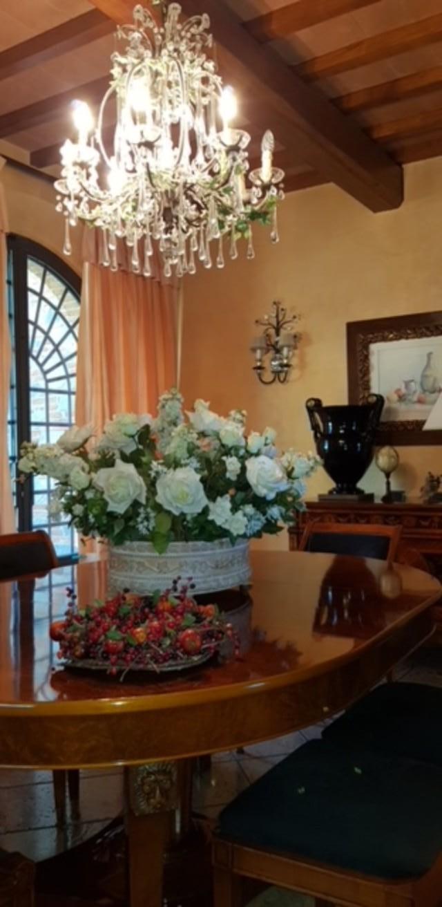 Immagine 16 di Rustico / casale in vendita  a Lucca