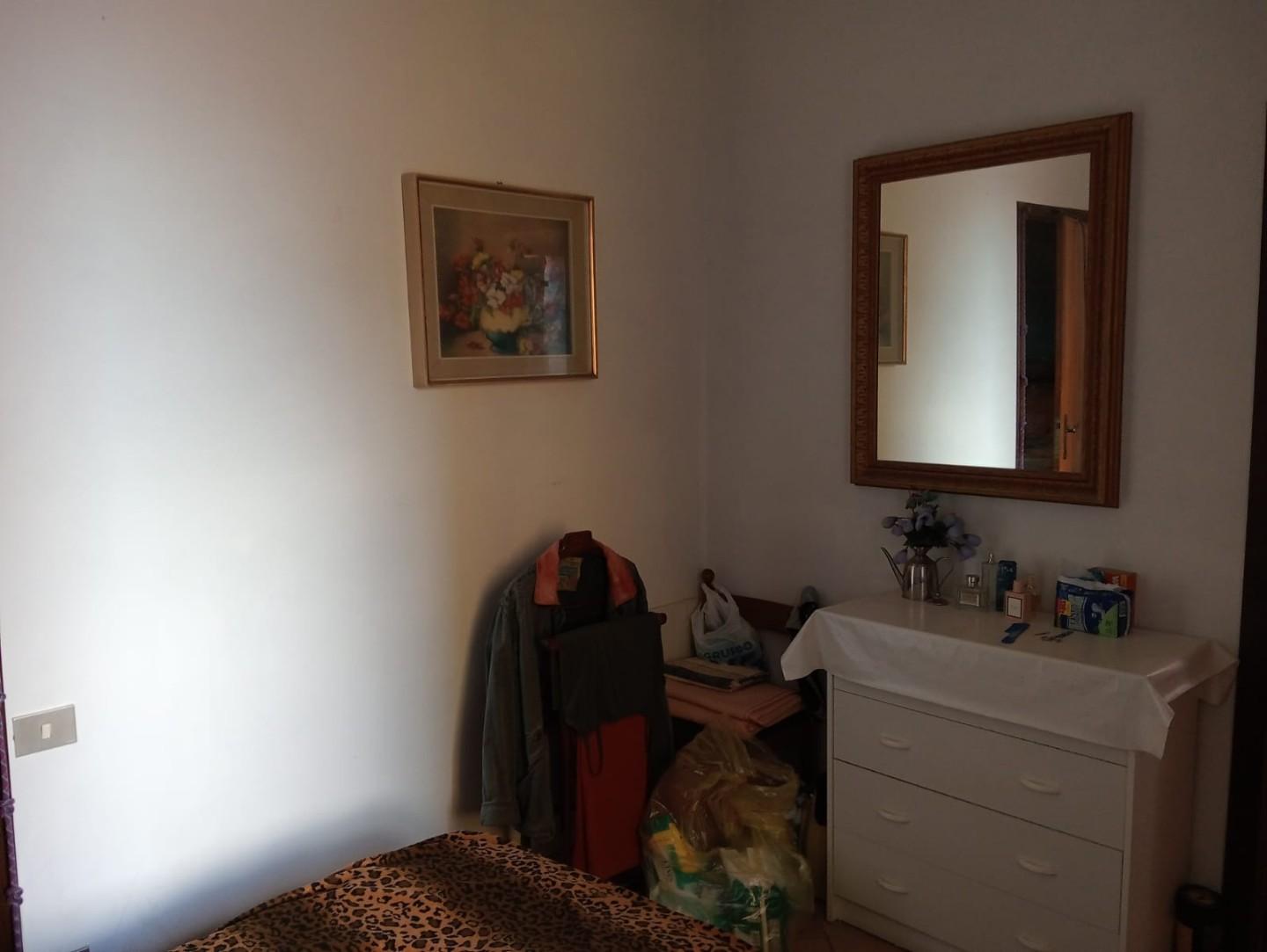 Immagine 14 di Appartamento in vendita  a Lerici