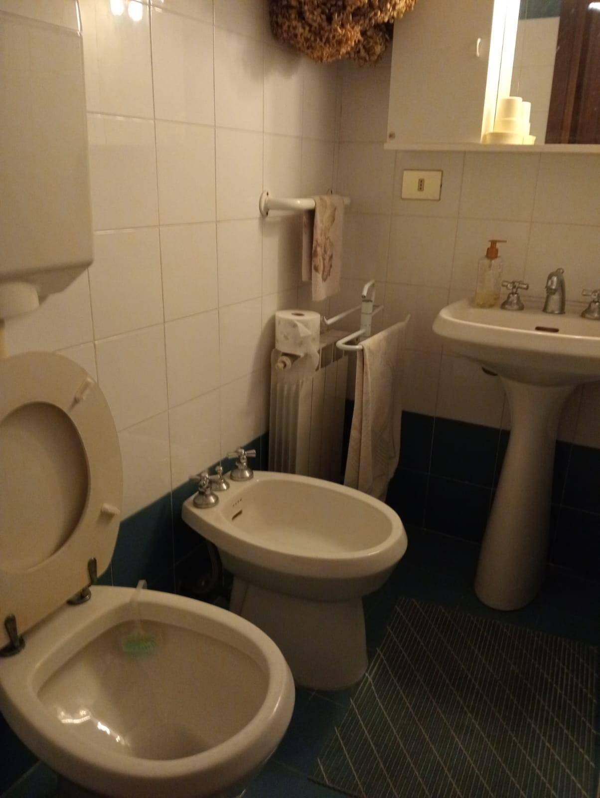 Immagine 23 di Appartamento in vendita  a Lerici