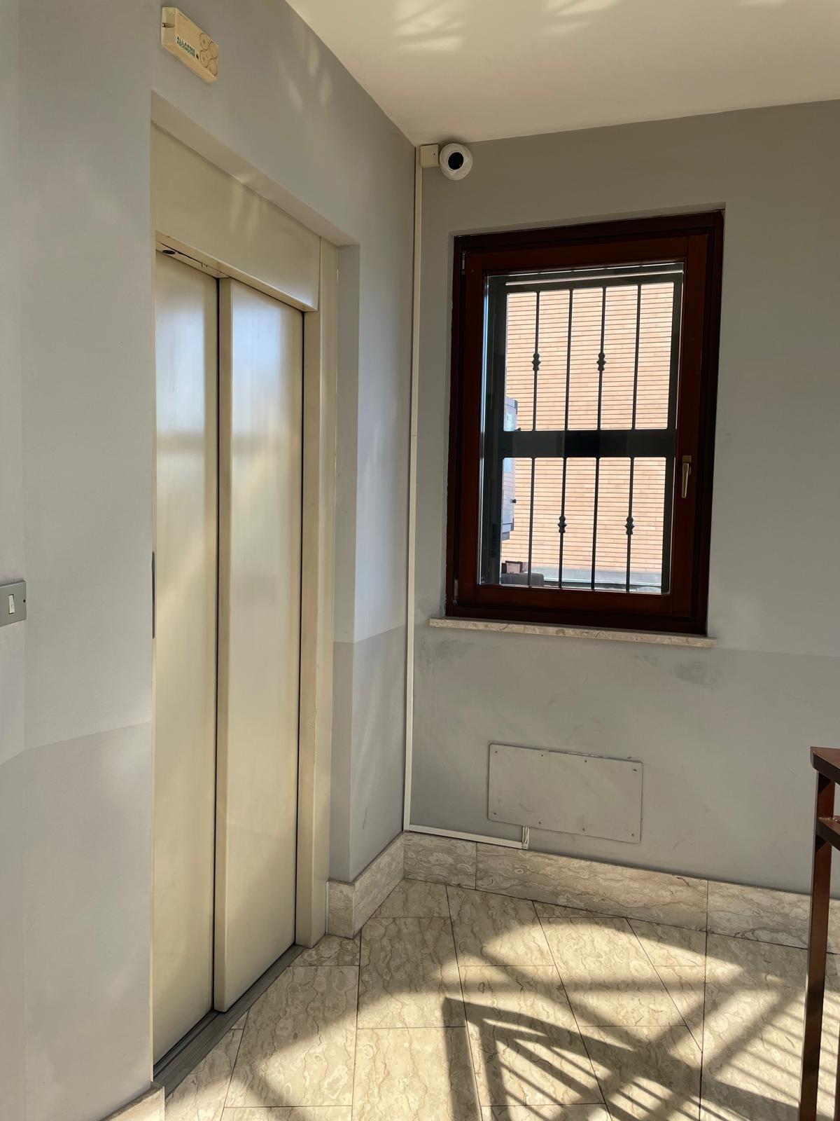 Immagine 53 di Appartamento in vendita  a Torino