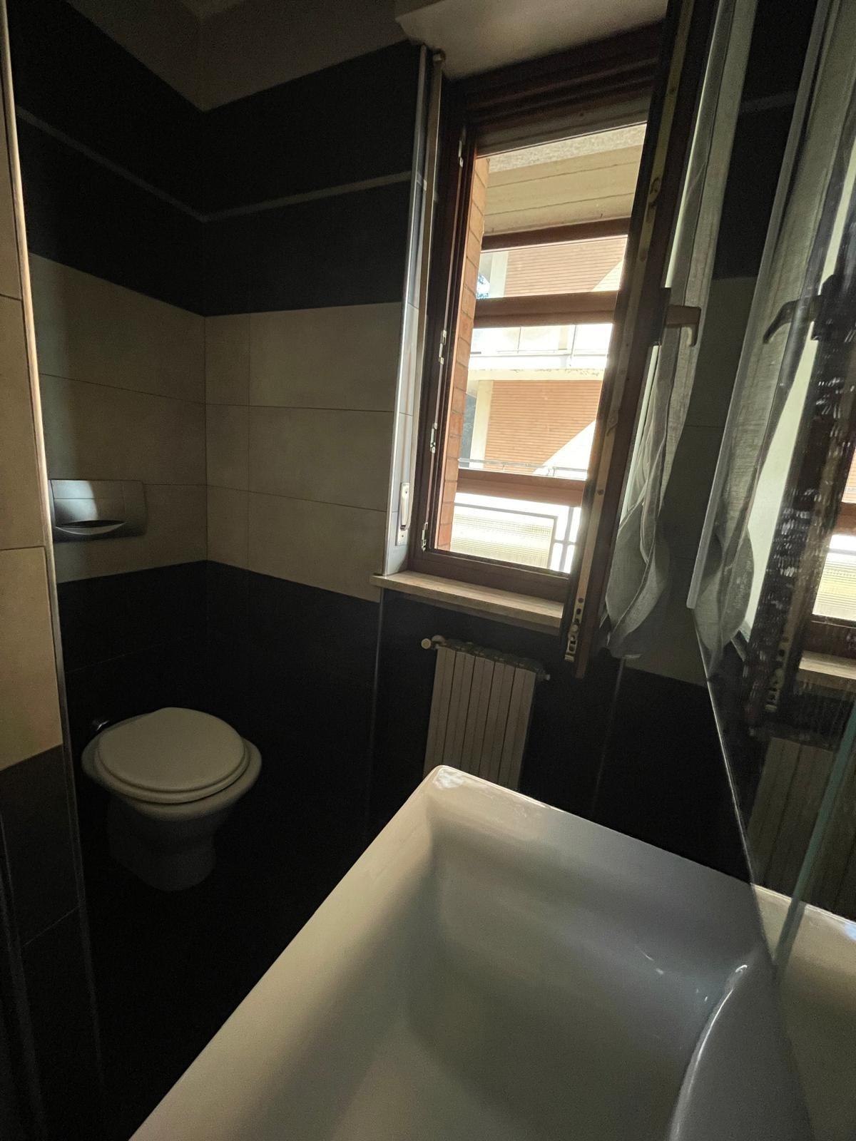 Immagine 21 di Appartamento in vendita  a Torino