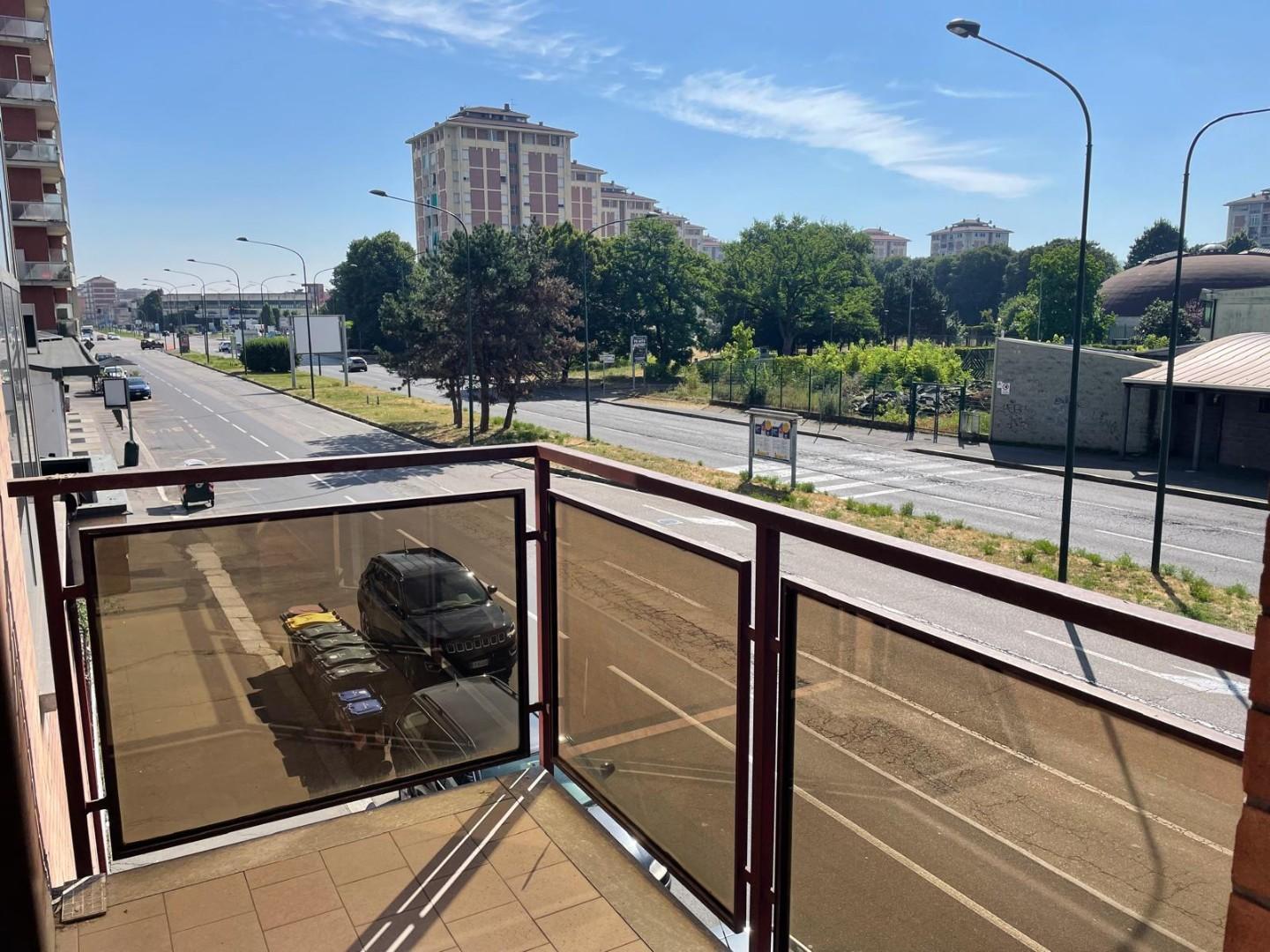 Immagine 5 di Appartamento in vendita  a Torino