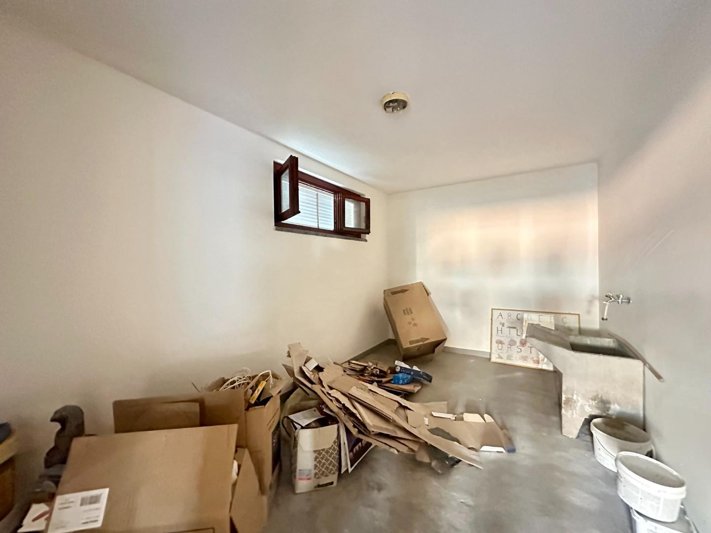 Immagine 19 di Appartamento in affitto  a Lucca