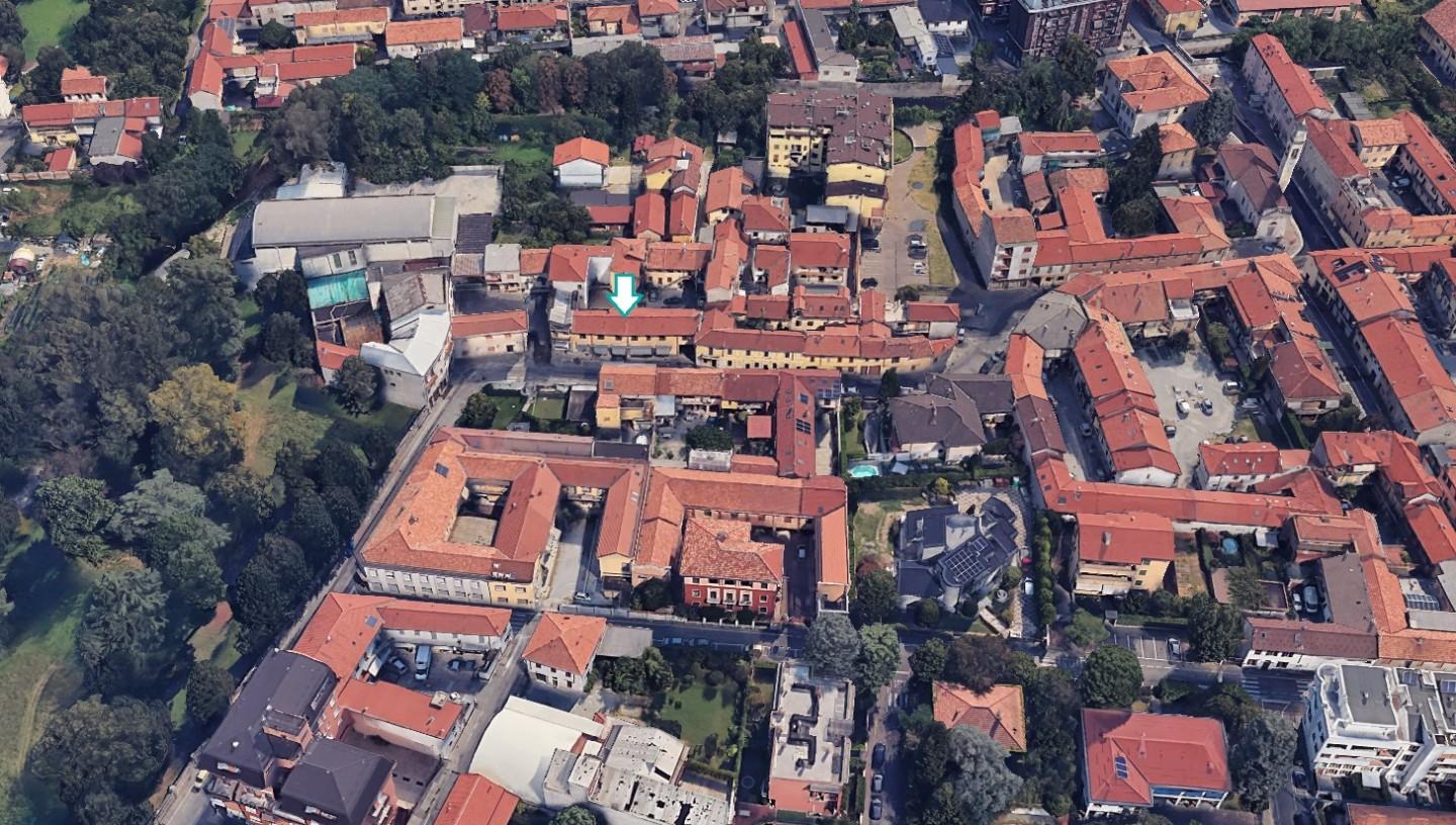 Immagine 2 di Negozio in vendita  a Bovisio-Masciago