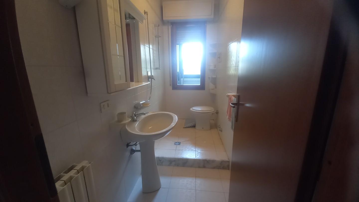 Immagine 5 di Appartamento in vendita  a Camaiore