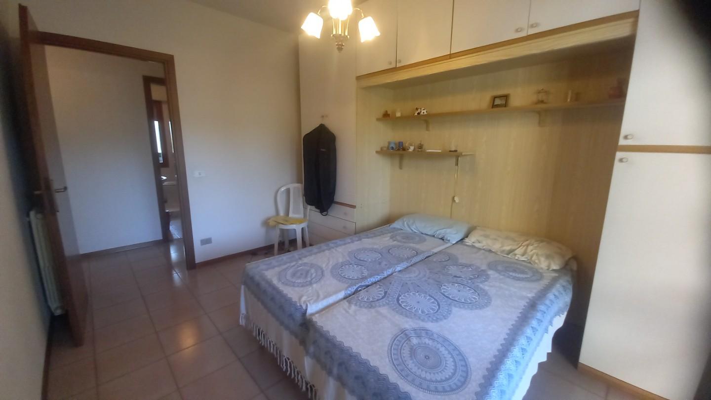 Immagine 7 di Appartamento in vendita  a Camaiore