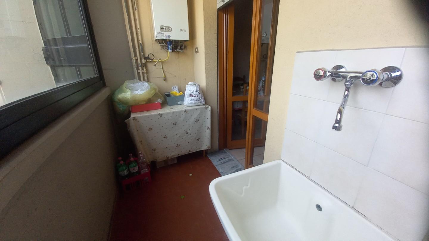 Immagine 16 di Appartamento in vendita  a Camaiore