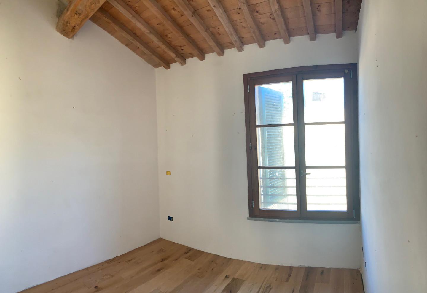 Immagine 6 di Appartamento in vendita  a Pisa