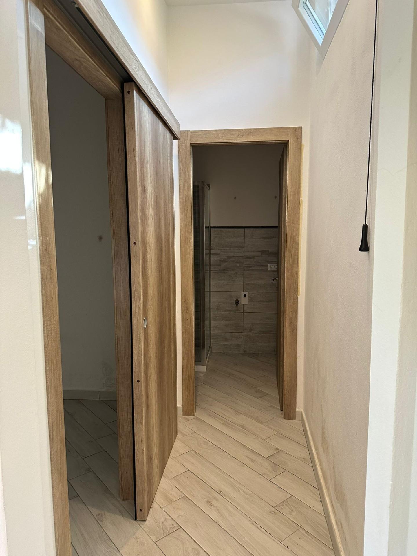 Immagine 4 di Porzione di casa in affitto  a Carrara