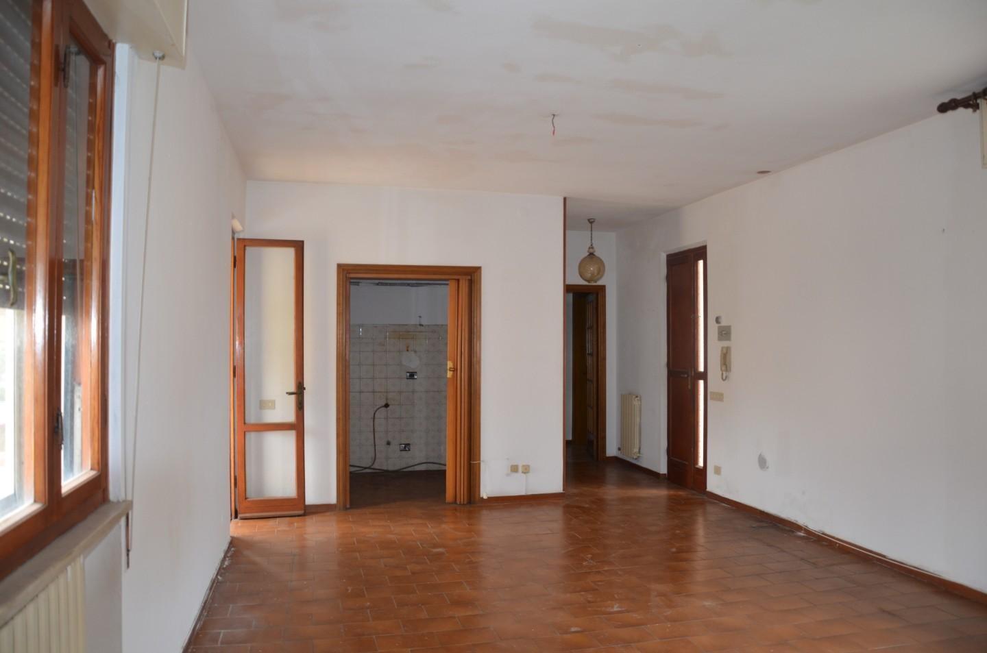 Immagine 1 di Appartamento in vendita  a Vecchiano