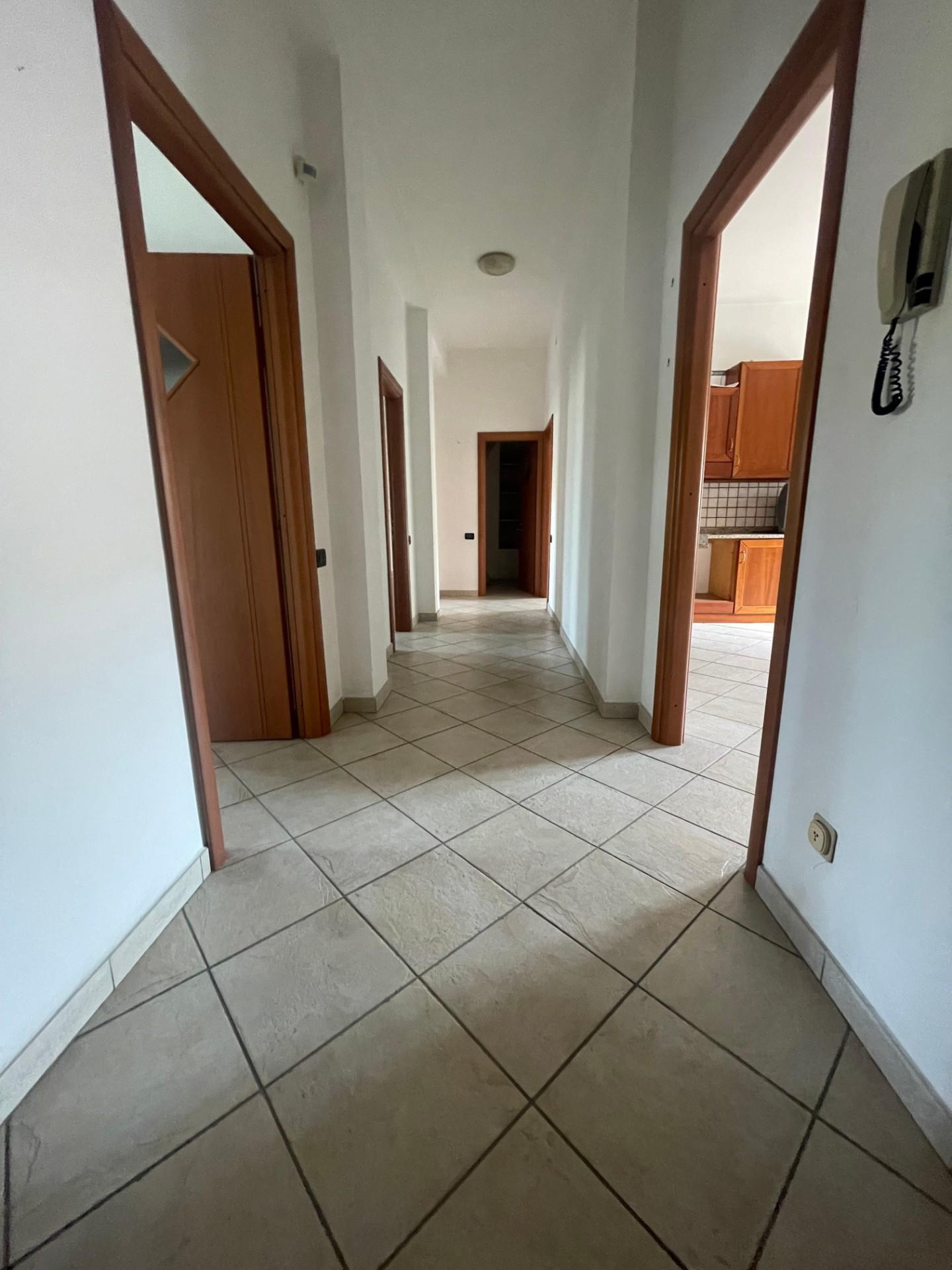 Immagine 4 di Appartamento in vendita  a Poggibonsi