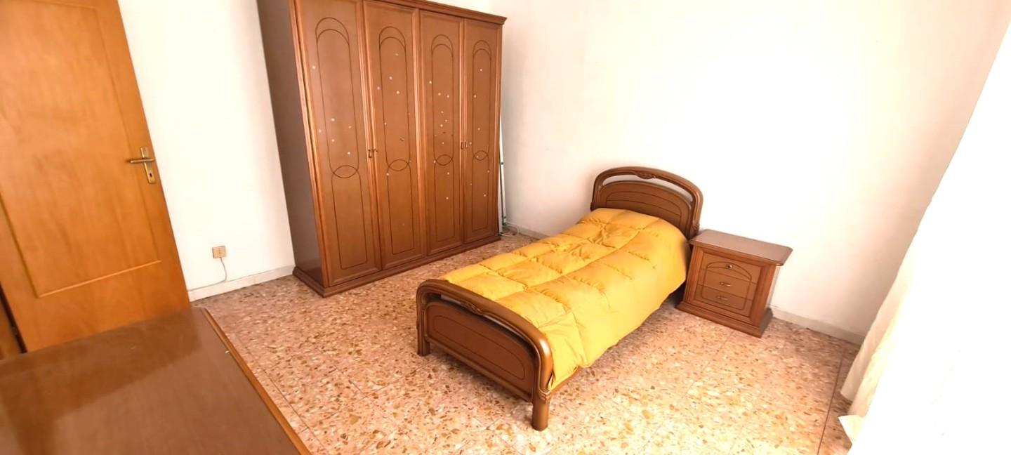 Immagine 15 di Appartamento in vendita  a Livorno