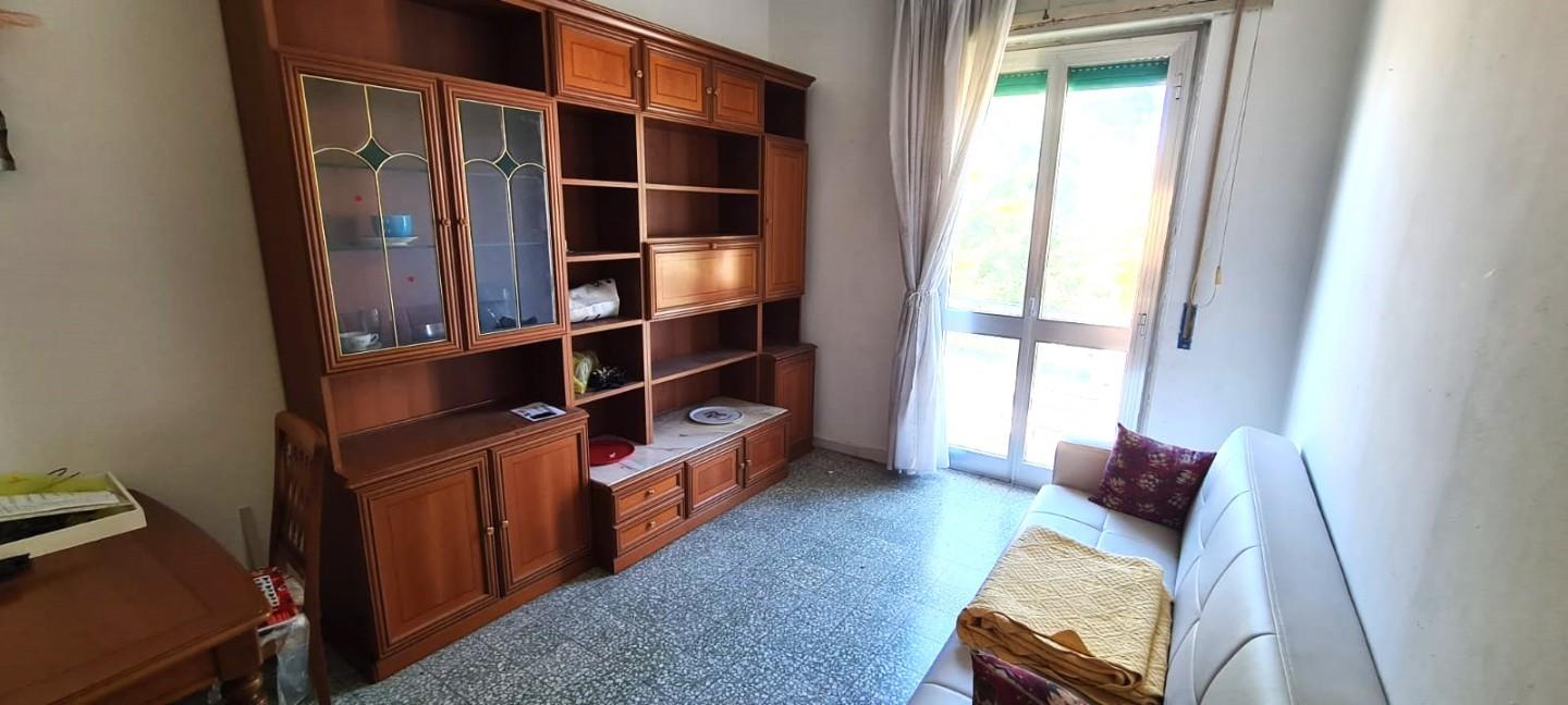 Immagine 3 di Appartamento in vendita  a Livorno