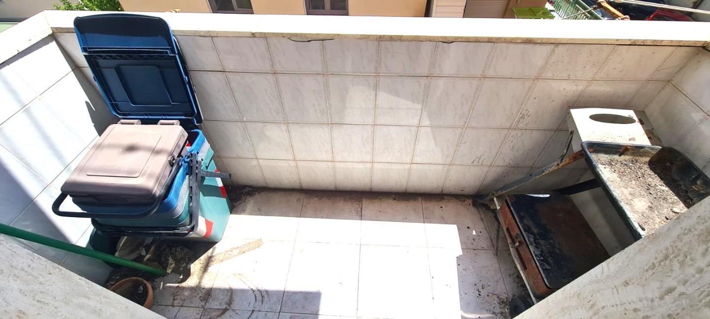 Immagine 8 di Appartamento in vendita  a Livorno