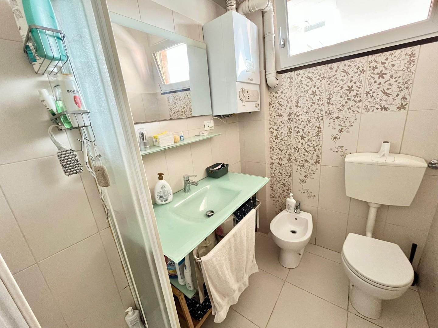 Immagine 7 di Appartamento in vendita  a Massa