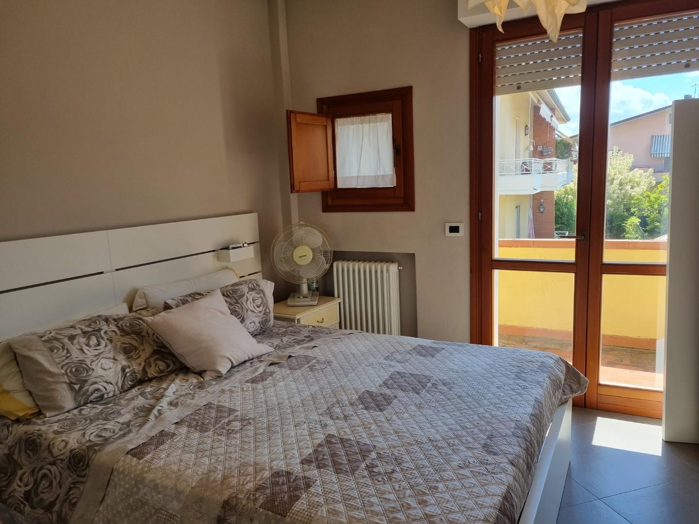 Immagine 13 di Villetta a schiera in vendita  a Massa