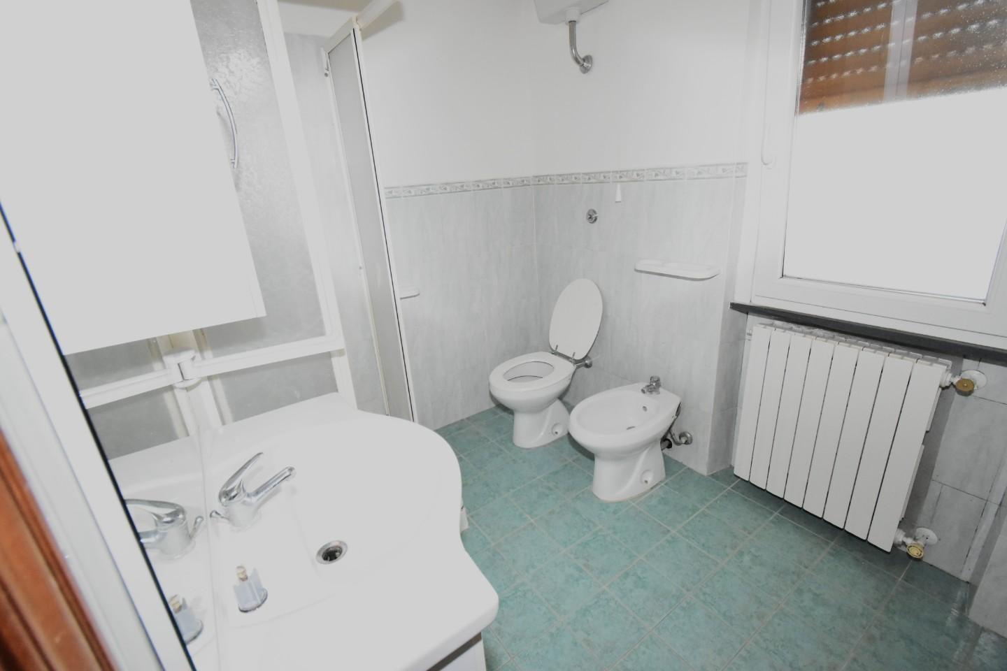 Immagine 14 di Appartamento in vendita  a Vecchiano