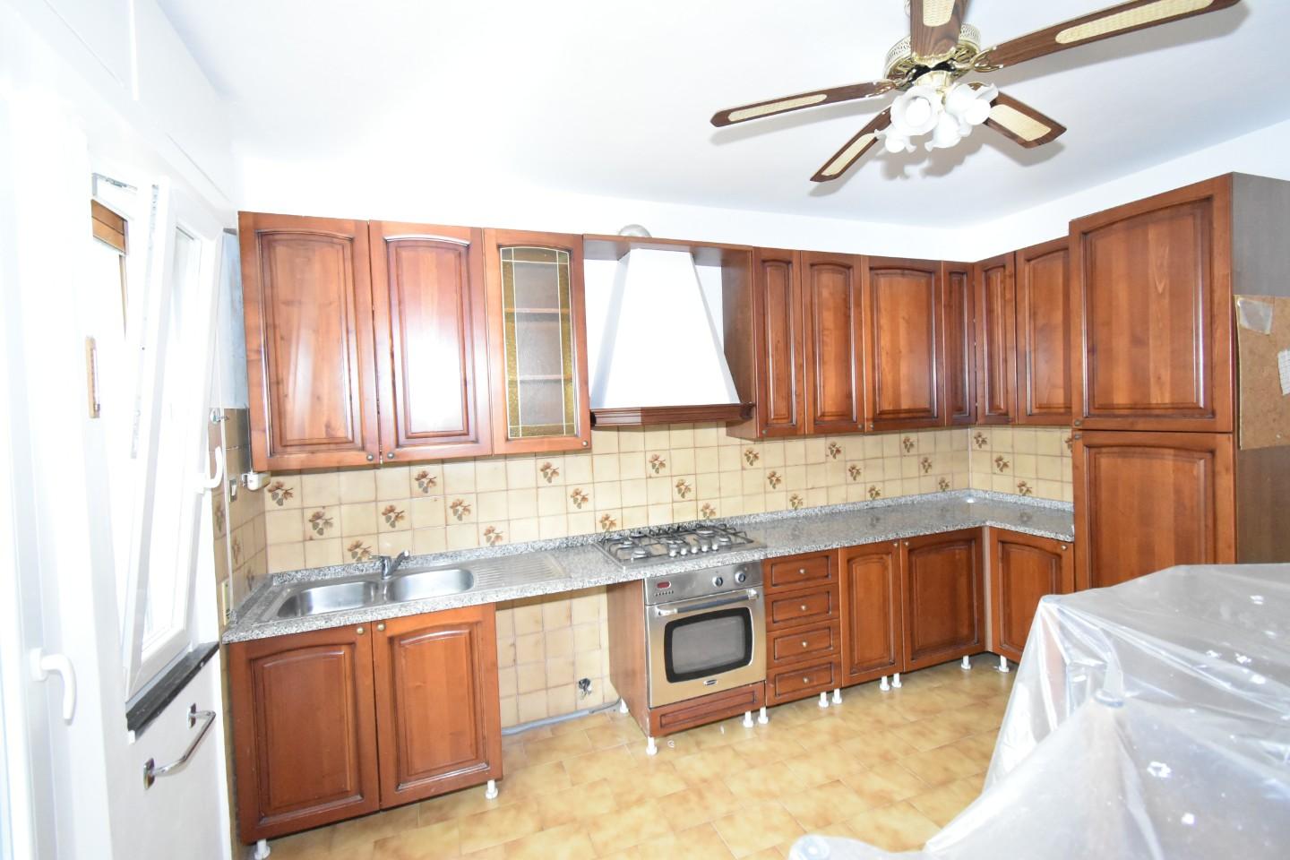 Immagine 6 di Appartamento in vendita  a Vecchiano