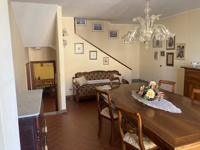 Immagine 5 di Casa bifamiliare in vendita  a Pisa