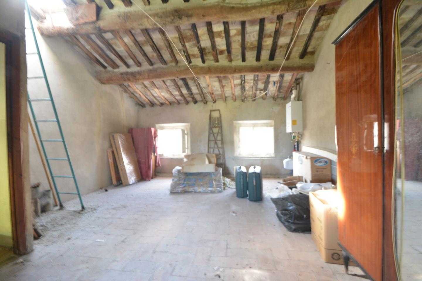 Immagine 17 di Casa bifamiliare in vendita  a Capannori