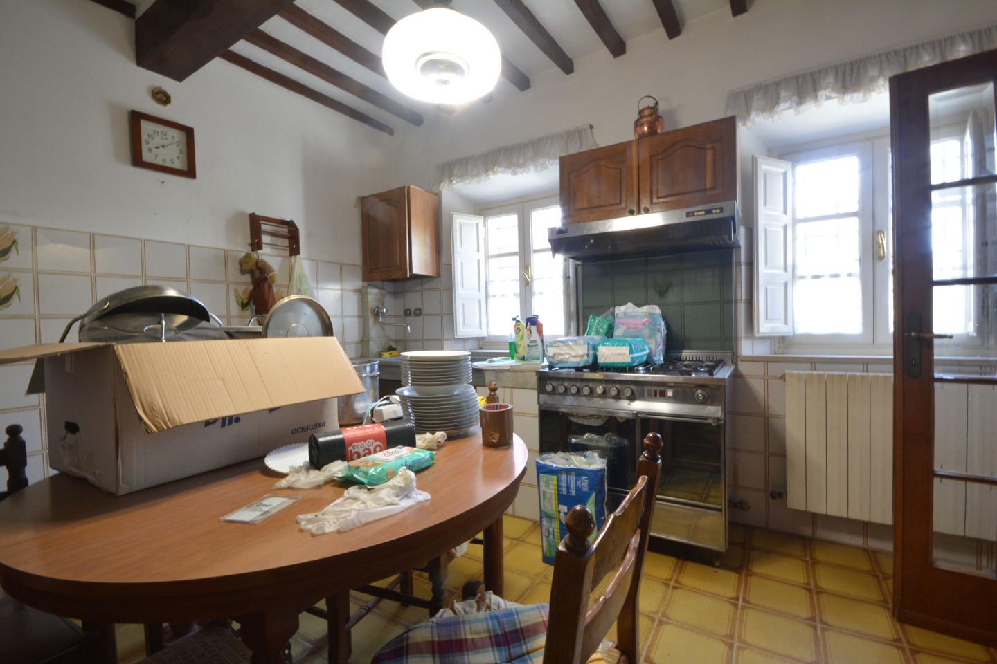 Immagine 5 di Casa bifamiliare in vendita  a Capannori