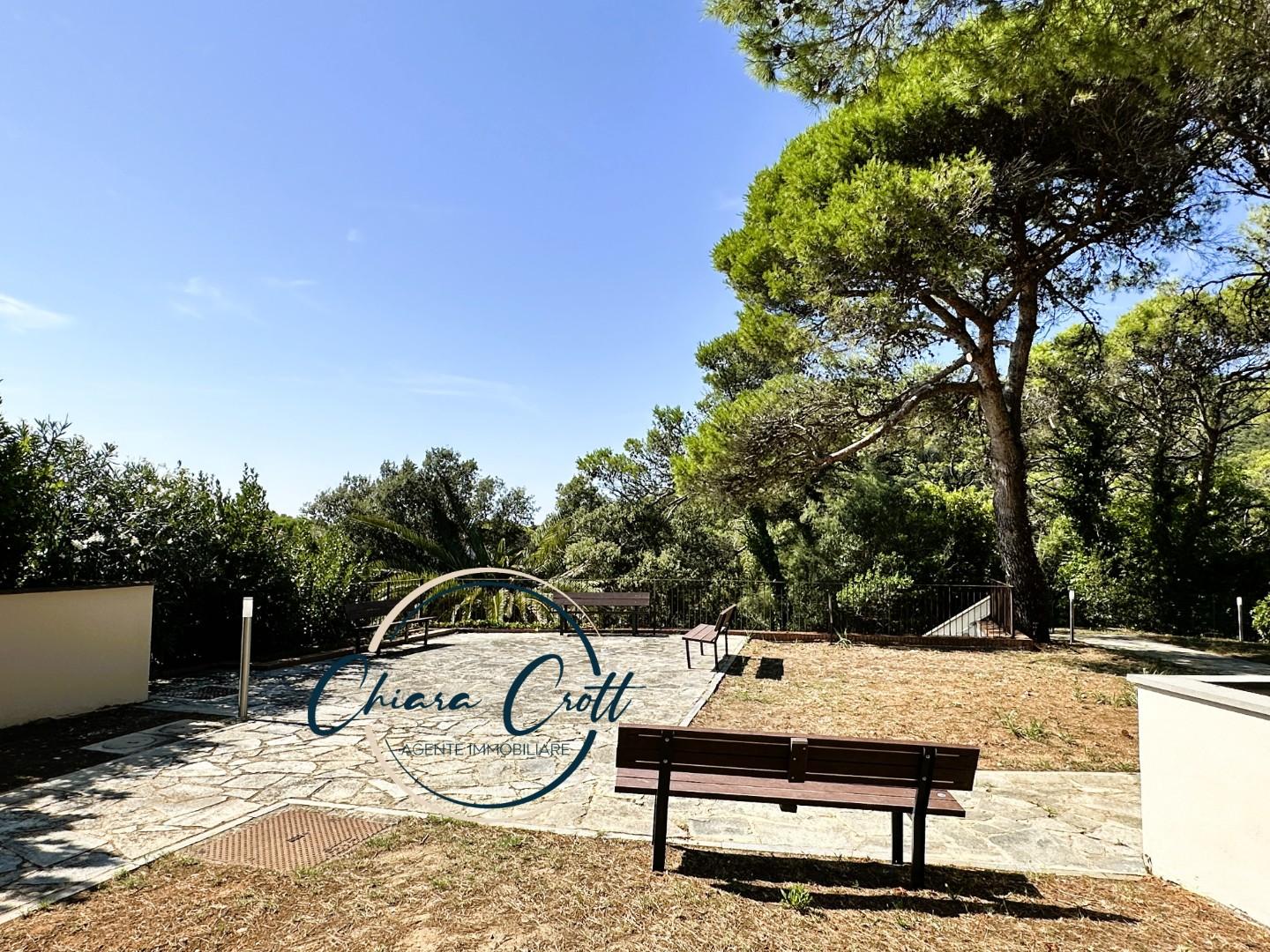 Immagine 31 di Appartamento in vendita  a Livorno