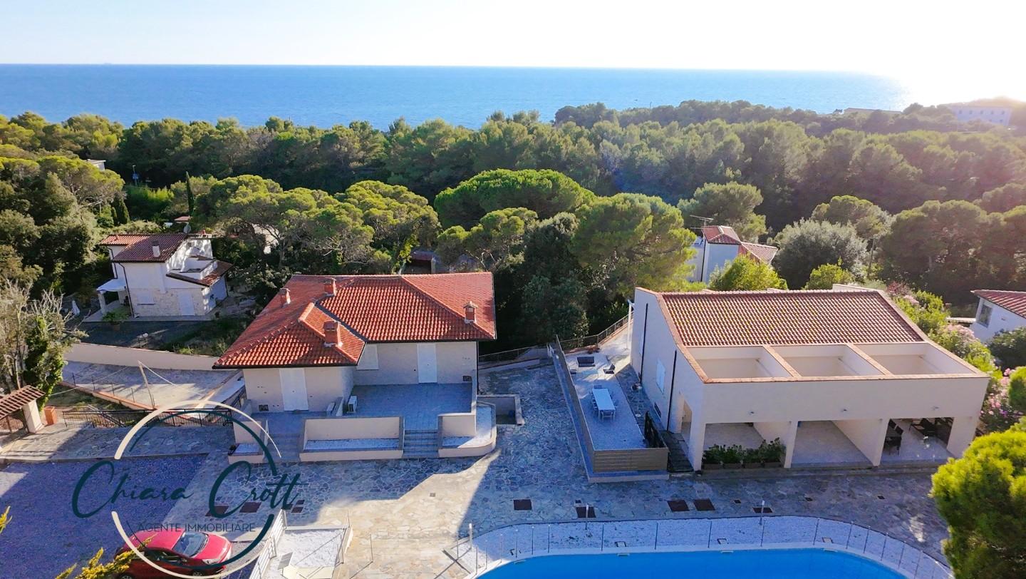 Immagine 3 di Appartamento in vendita  a Livorno