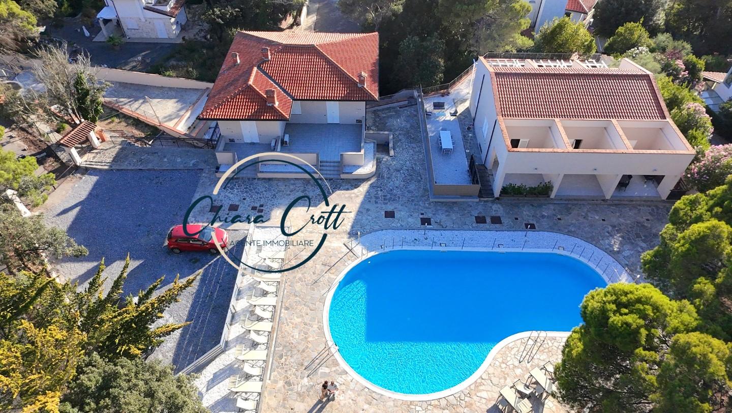 Immagine 5 di Appartamento in vendita  a Livorno