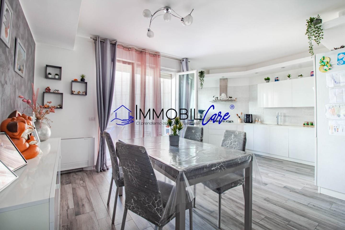 Immagine 6 di Appartamento in vendita  a Livorno