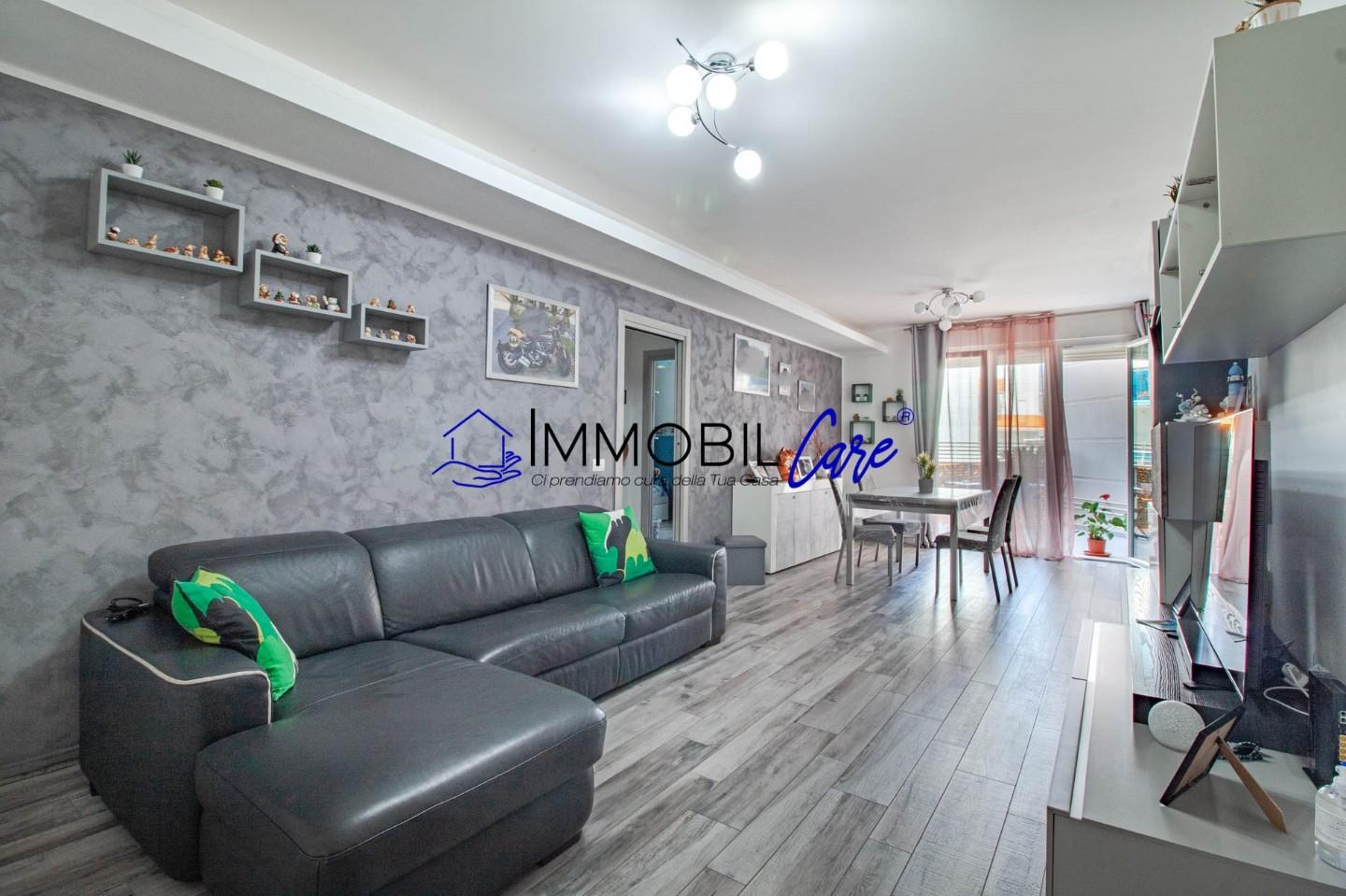 Immagine 4 di Appartamento in vendita  a Livorno