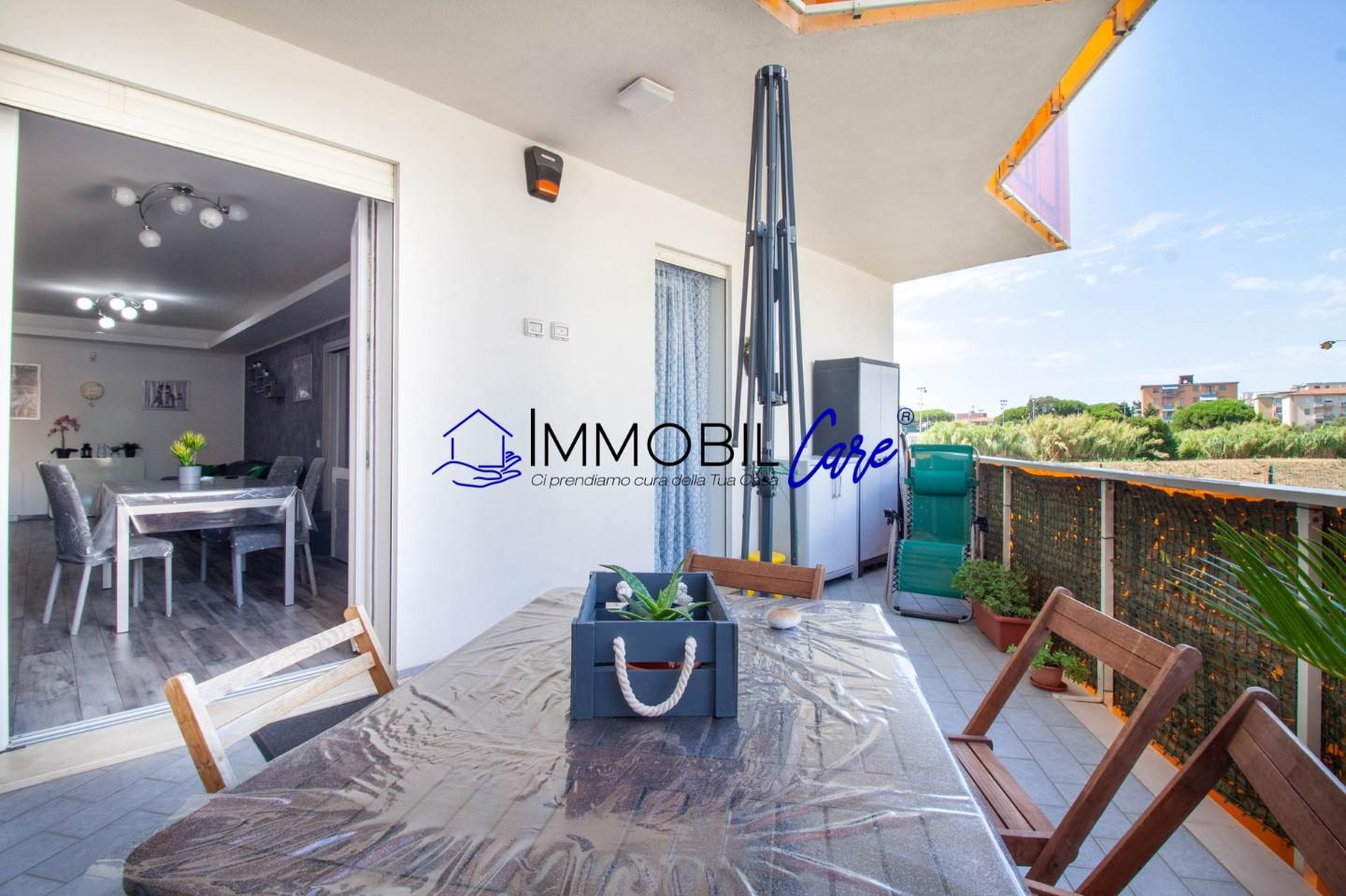 Immagine 10 di Appartamento in vendita  a Livorno