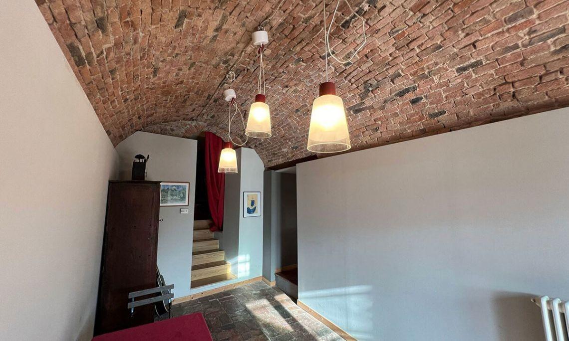 Immagine 11 di Casa colonica in vendita  a Licciana Nardi