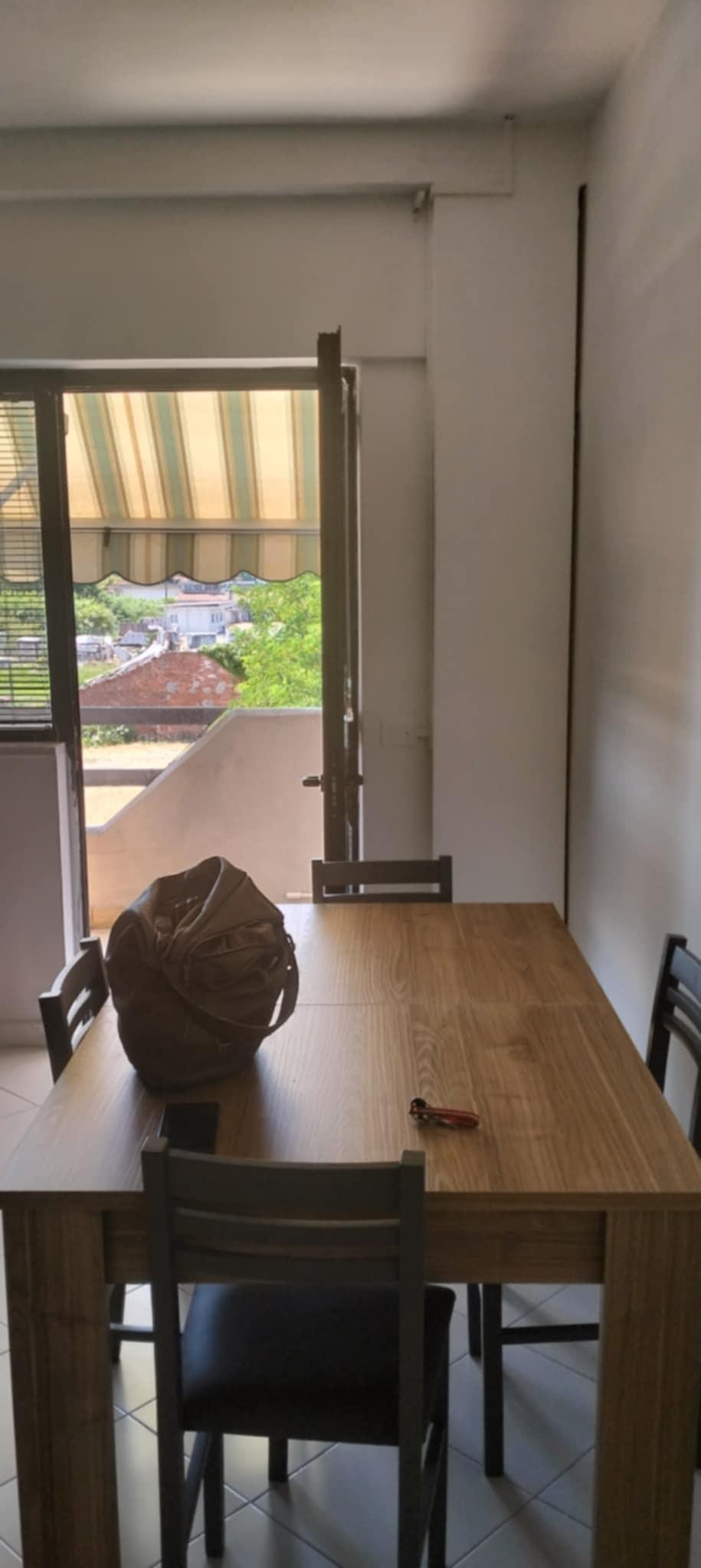 Immagine 4 di Appartamento in affitto  a Carrara