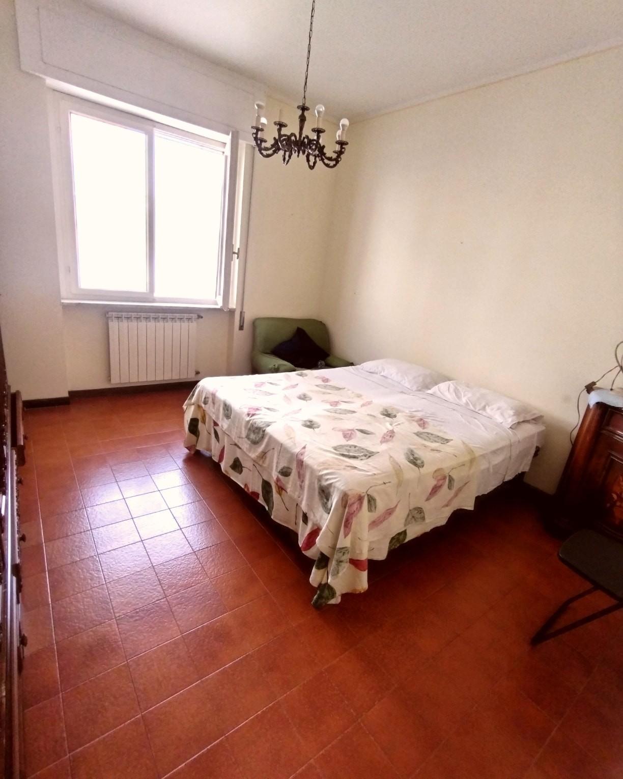 Immagine 6 di Appartamento in vendita  a Carrara